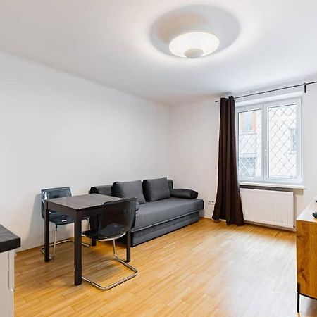 Newly-Renovated, Central City Apartment In The Heart Of Vienna Luaran gambar